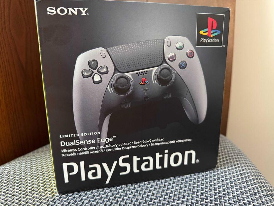 PlayStation pad PS5 DUALSENSE EDGE 30th ANNIVERSARY Edition
