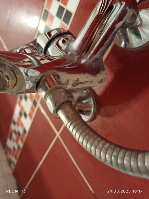 Прибирання квартир та будинків після ремонту Клінінг генеральне вікна