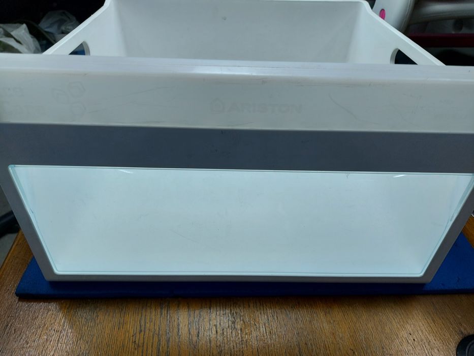 Ariston części do lodówki