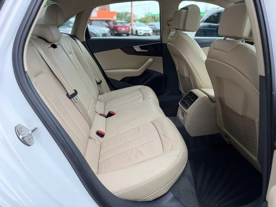 Audi A4      2018