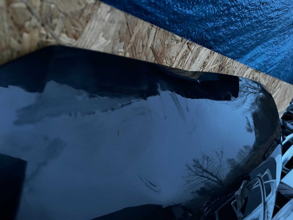 Maska Audi A4 B9 8W0