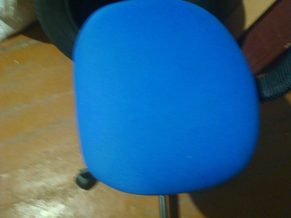 продам кресло  офисне