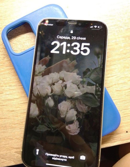 айфон 12, в отличном состоянии