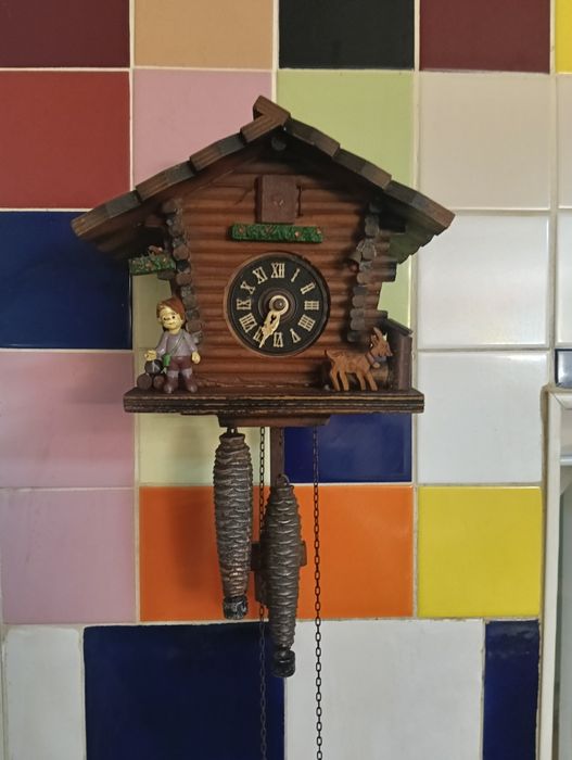 Relógio Cuco Alemão Original - Estilo Chalé, a funcionar.