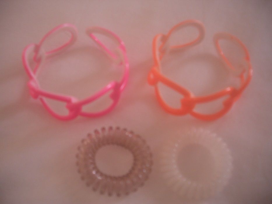 Lote pulseiras + elásticos cabelo (POR ESTREAR)