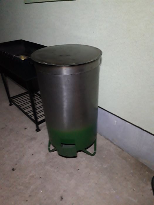 Буржуйка на тирсі (опілка)