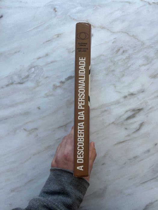 A descoberta da personalidade — Suzanne Simon / Jean-Louis Sellier