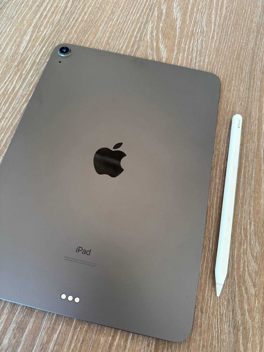 iPad Air 4 (4th generation) Wi-Fi