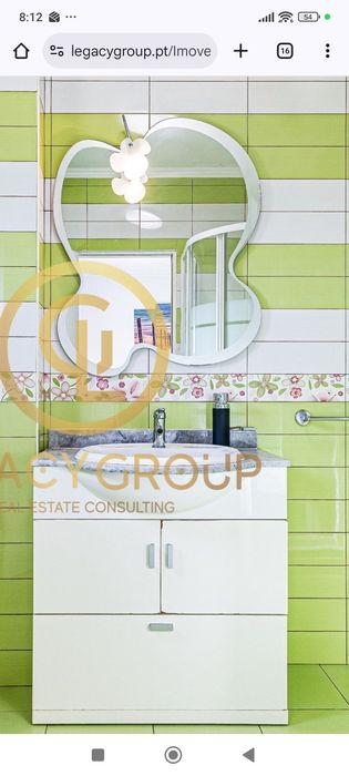 Móvel Casa de banho com lavatório + espelho + torneiras