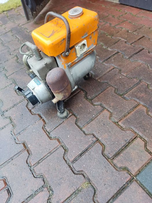 Zabytkowy agregat Sachs.