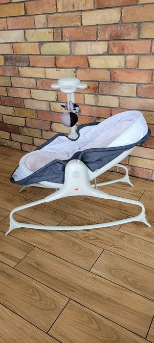 Leżaczek bujaczek tiny love