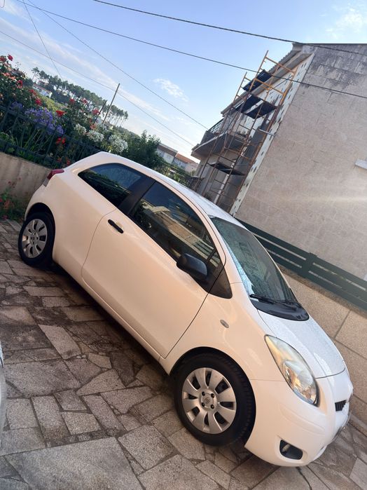 Toyota yaris 1.4 D-4D nacional 2011 comercial