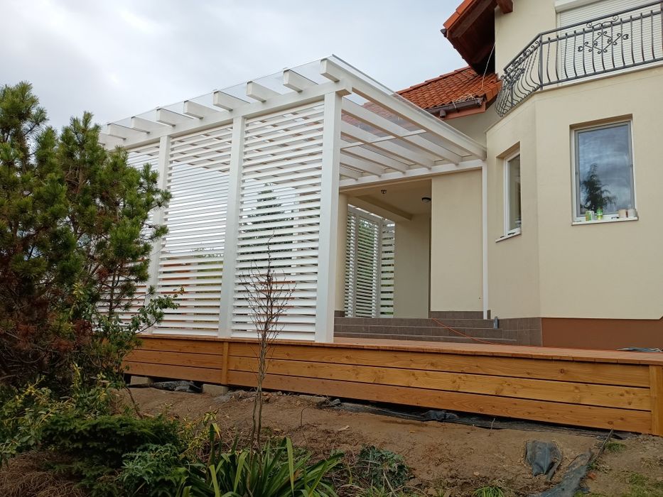 Taras drewniany, zadaszenie tarasu, altana, pergola