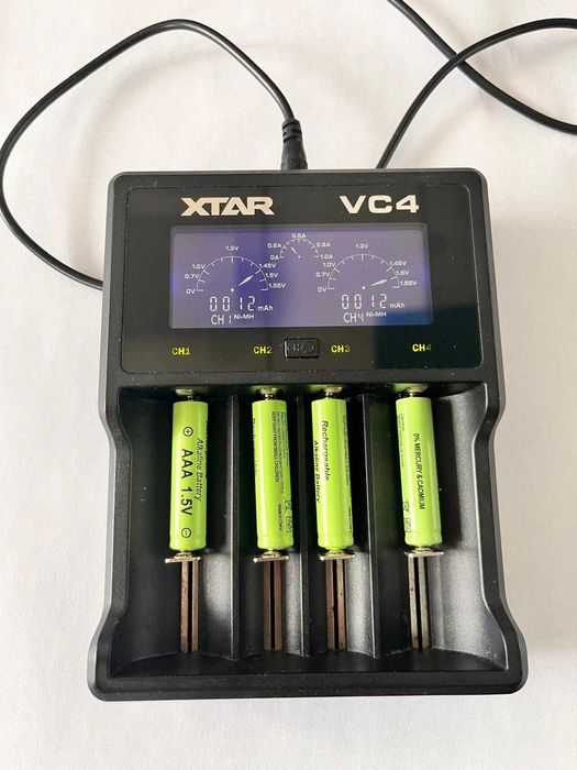 Ładowarka XTAR VC4 – do akumulatorów Li-ion i Ni-MH