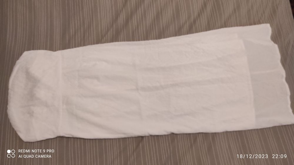 Vestido branco cai cai