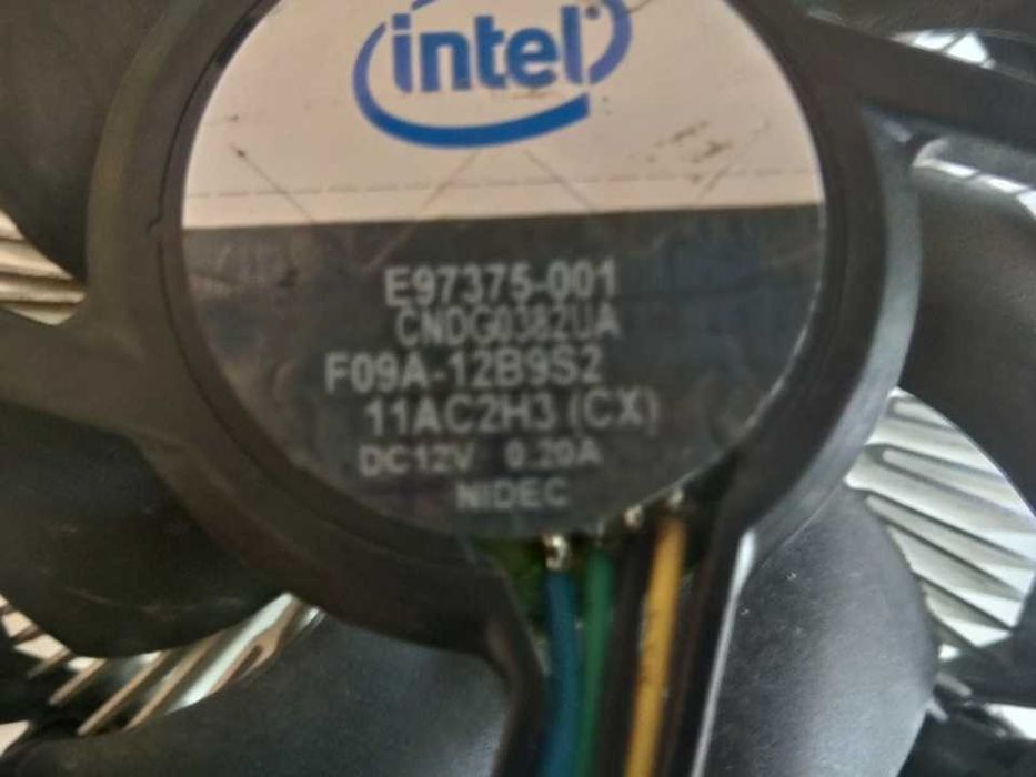 Процессор Intel Pentium 2.80GHz 2M Cache 800 MHz FSB Socket 775+Кулер