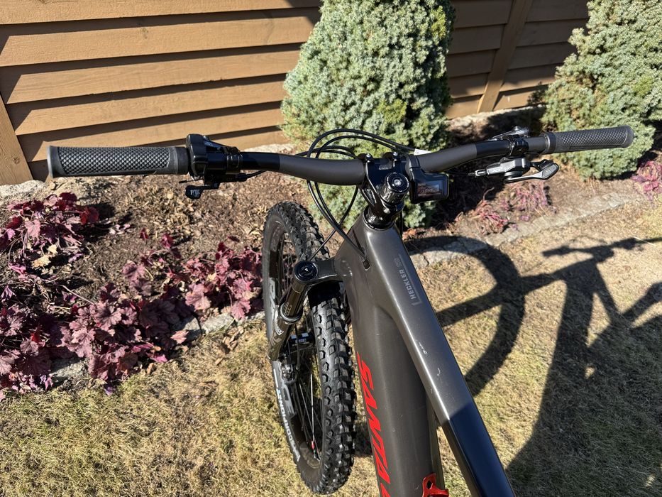 Santa Cruz Heckler 1850km