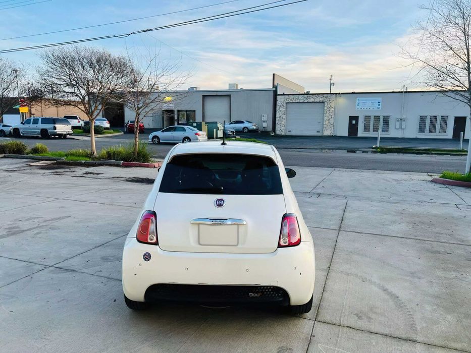 FIAT 500e      2015