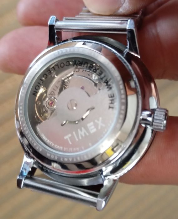 Relógio Timex automático The Waterbury
