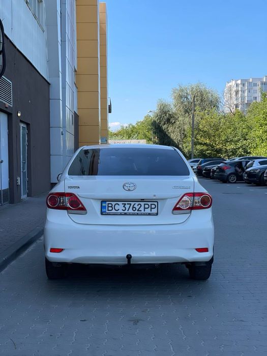 Продам Toyota Corolla 2011