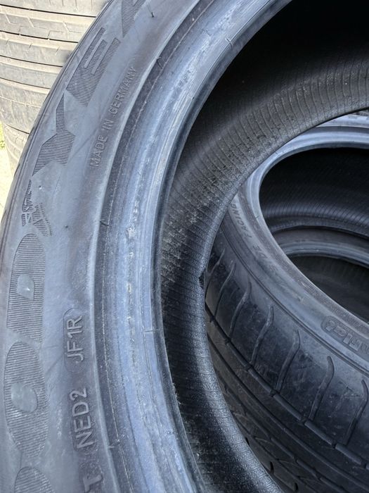 Хороші шини літні 275/40/19 Goodyear  Runflat