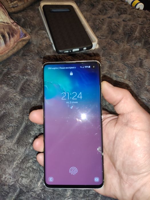 Продам Samsung galaxy s10 128