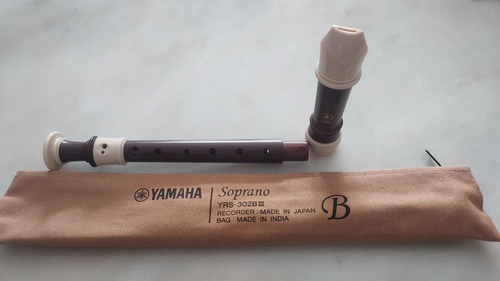 Flauta Bisel Soprano Barroca Yamaha YRS302B
