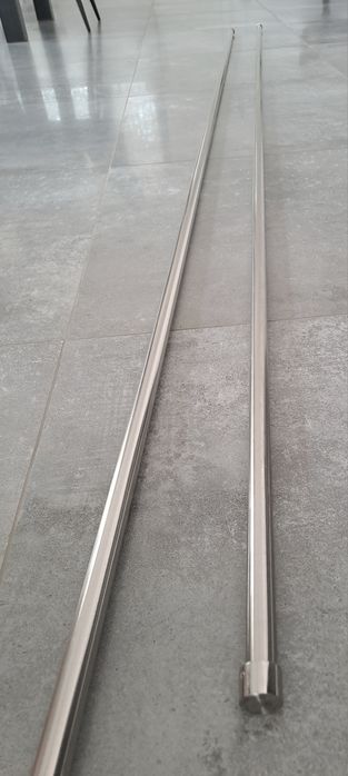 Karnisz satynowy 268 cm oraz wsporniki