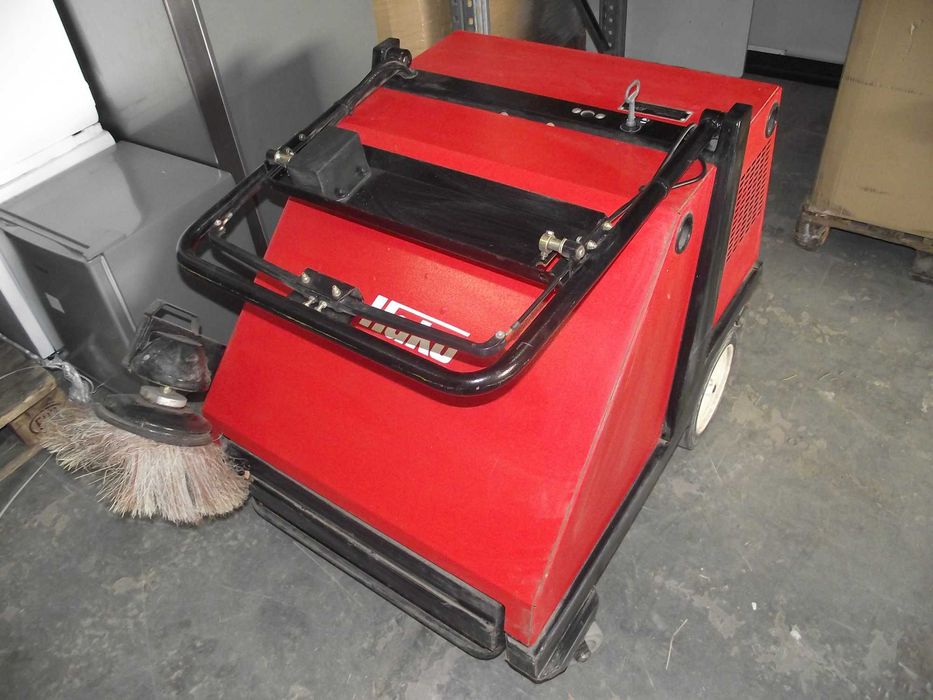 Zamiatarka marki Hako