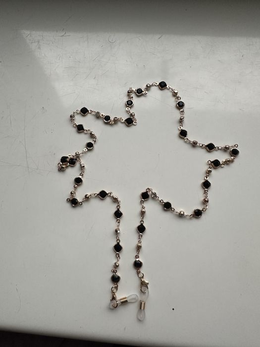 Łańcuszek do okularów