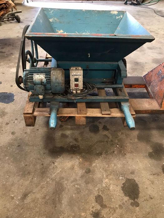 Esmagador elétrico e bomba de transfega com tubos