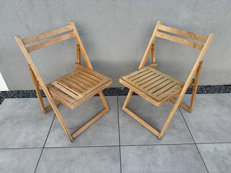 Krzesła drewniane składane