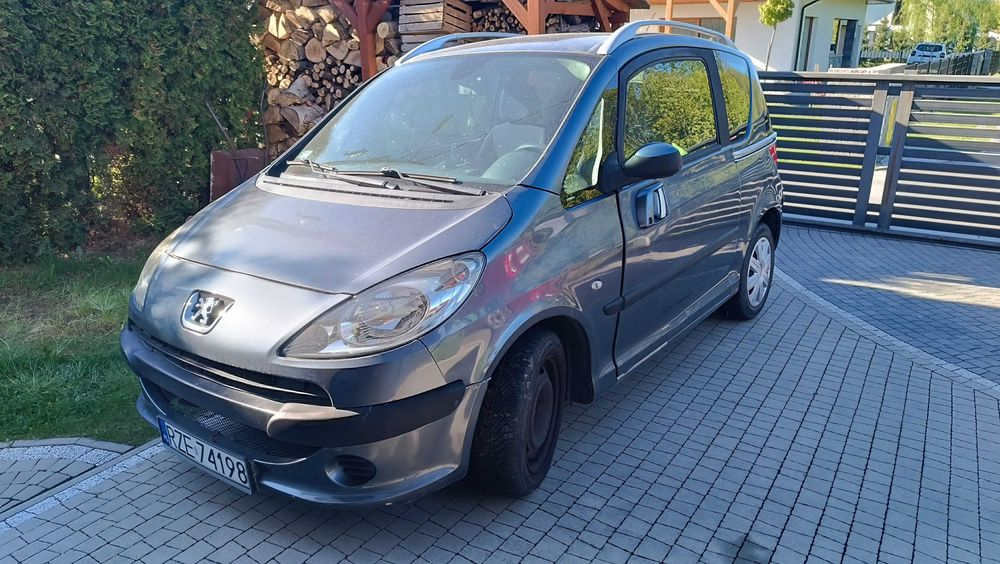Peugeot 1007 2008 r. BENZYNA