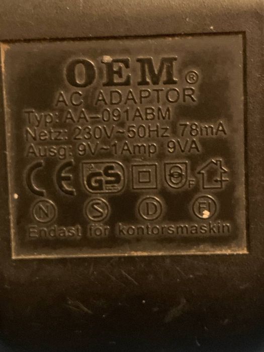 Блок питания 2 шт. OEM AA-091abm9V/1Amp и Zolann reg-2 2-12V/100mA.