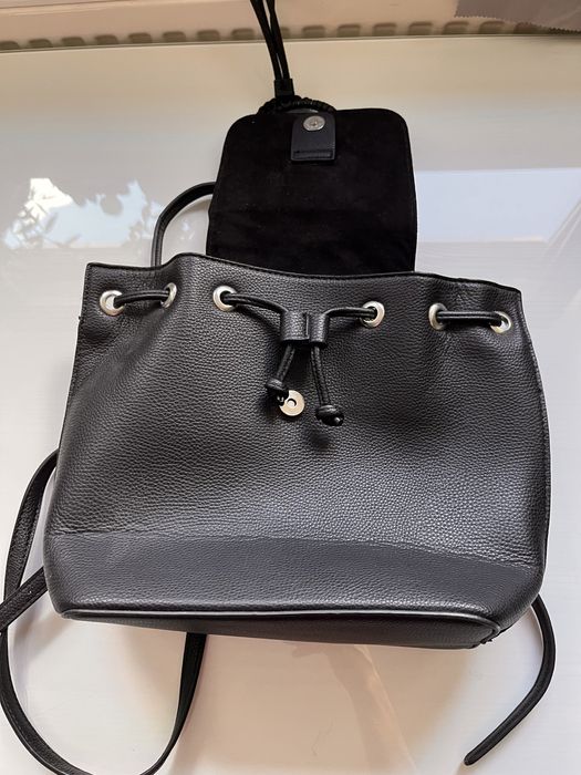 Czarny elegancki plecak