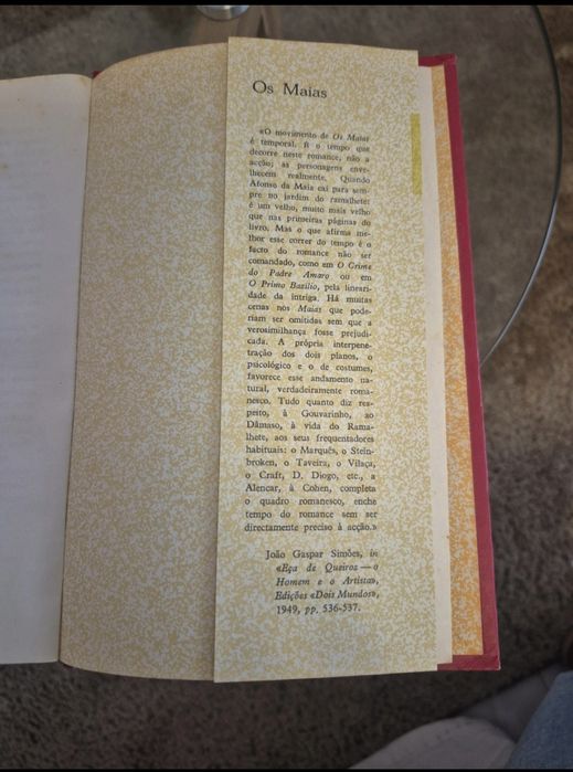 Livro Os Maias de Eça de Queirós
