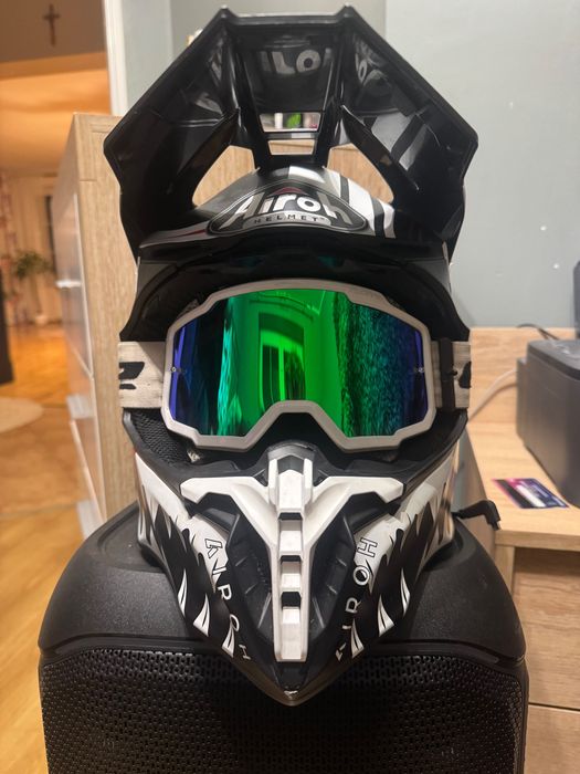 Kask firmy Airoh