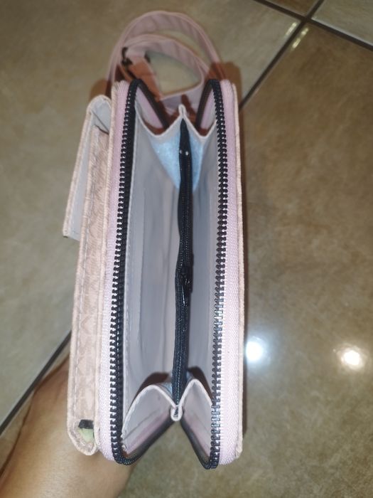 Portfel listonoszka Michael Kors