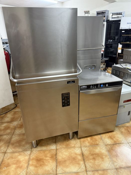 Maquina de lavar loiça  industrial Magnus Capota Bascula