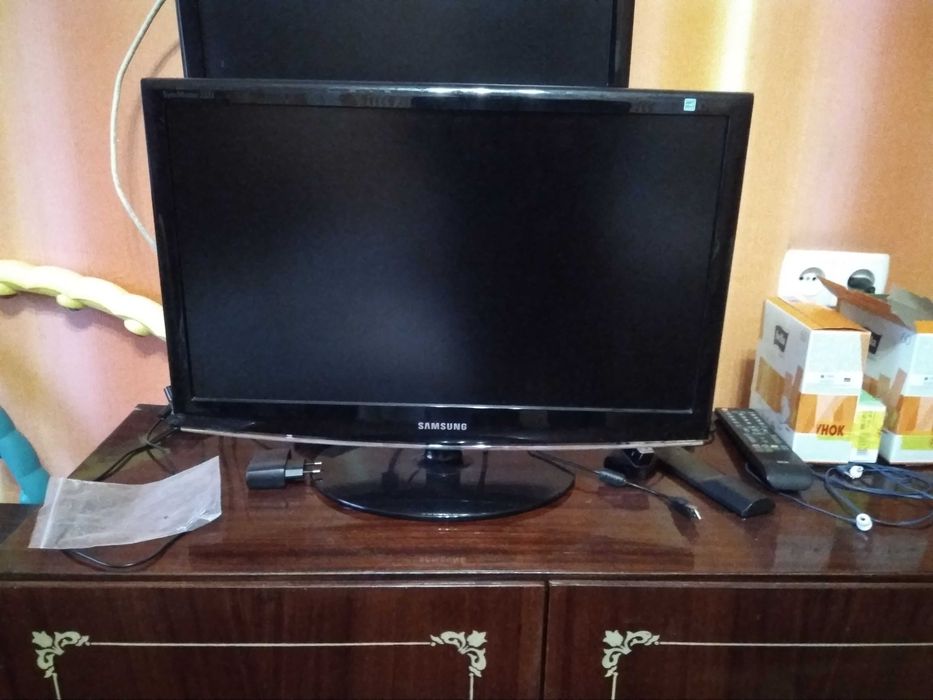 Продам монитор Samsung 23 дюйма