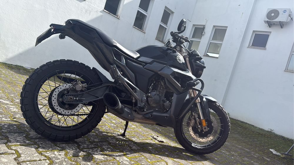 Vendo Mota Zontes ZT 125 G1 como nova