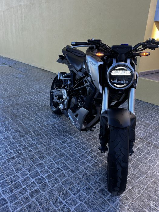 Honda cb 125 r 2020