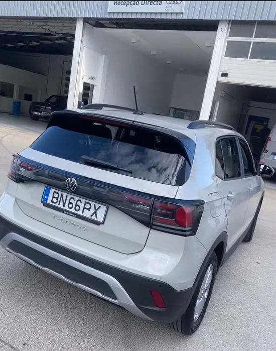 Vendo carro tcros 2024 47 mil km