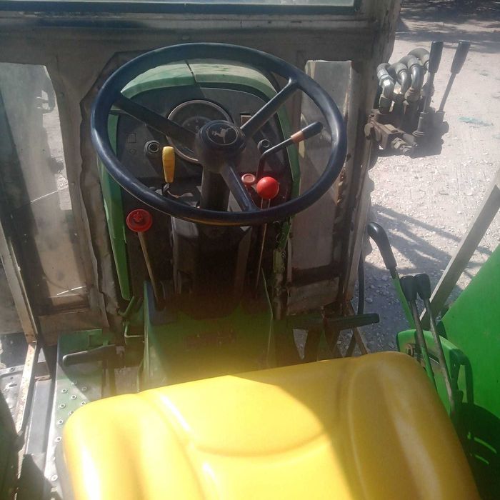 John deer 2650 80 cv com carregador frontal