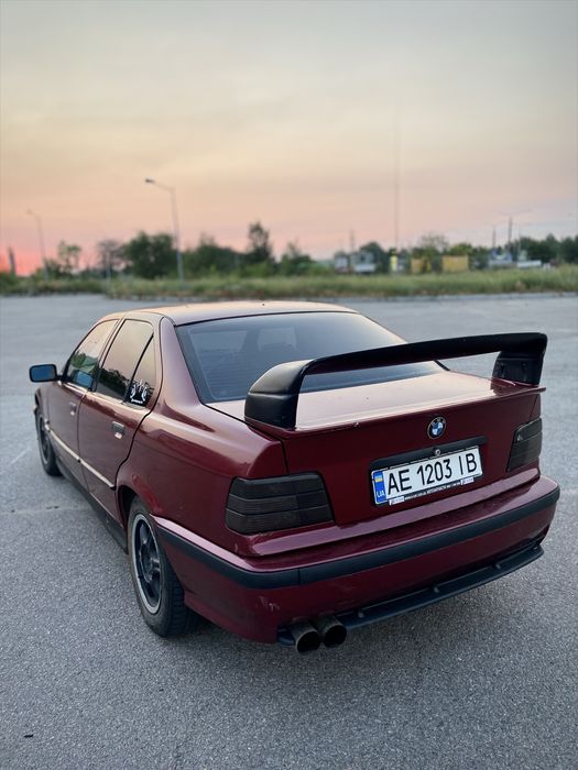 Bmw e36 1.8 бензин