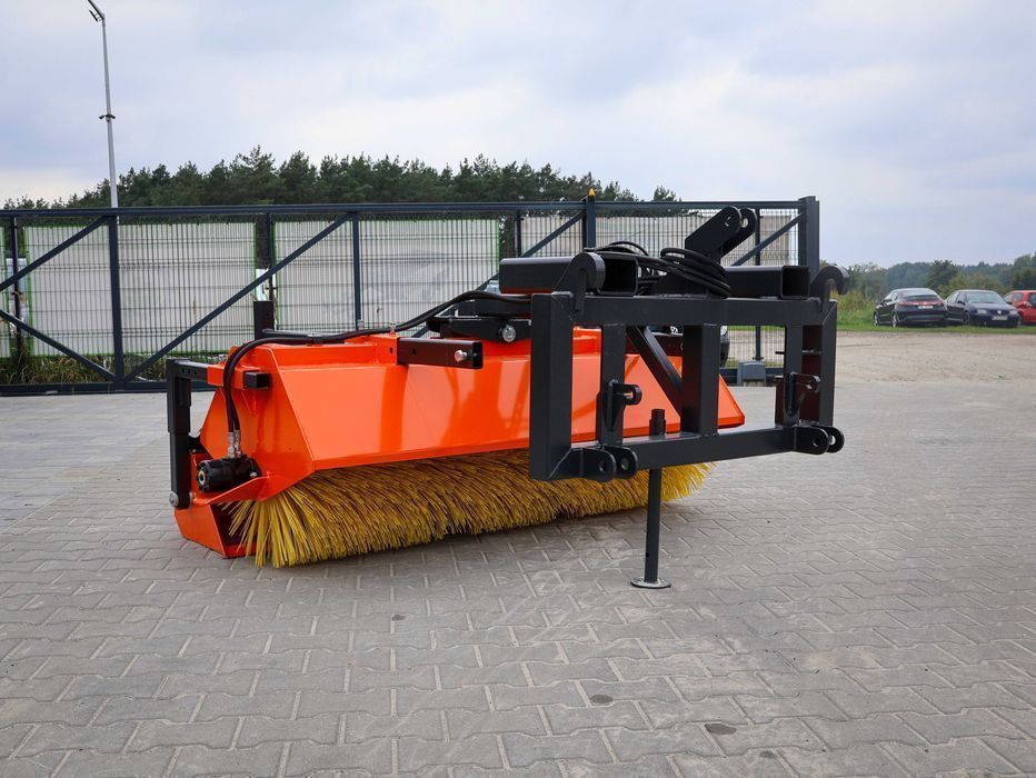 Zamiatarka Metal-Technik do traktora ciągnika kostki drogowa komunalna