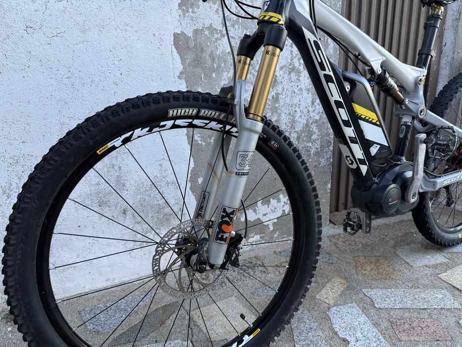 Bicicleta elétrica de montanha Scott E-Genius