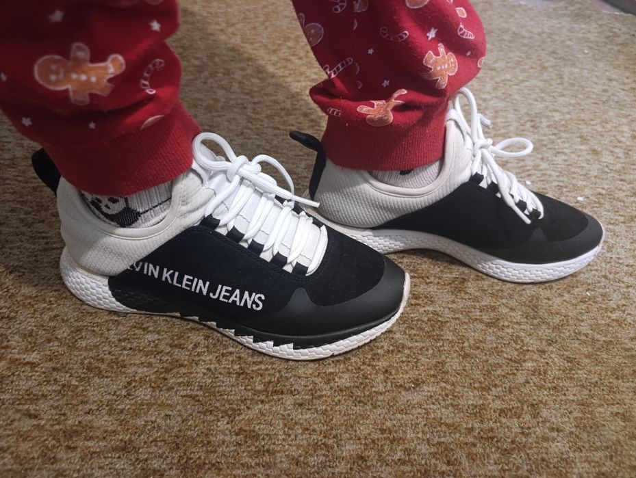 Calvin Klein Jeans, модель Angus