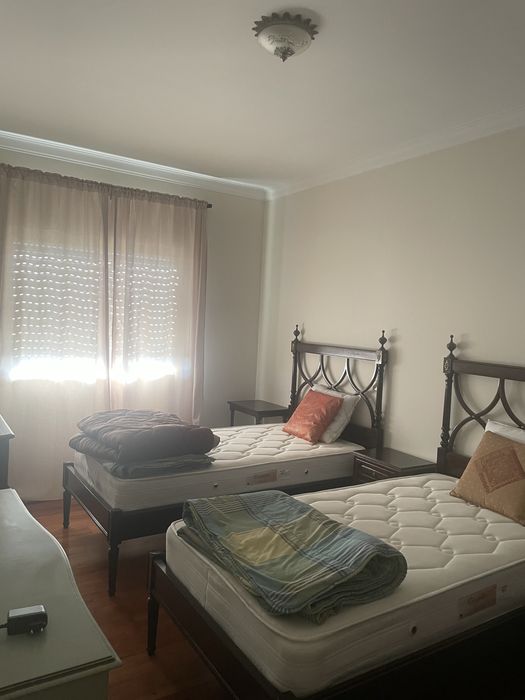 Aluguer quartos apartamento T5