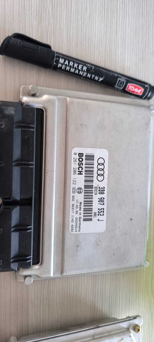 Audi A6 C5 komputer sterownik ECU 2.4